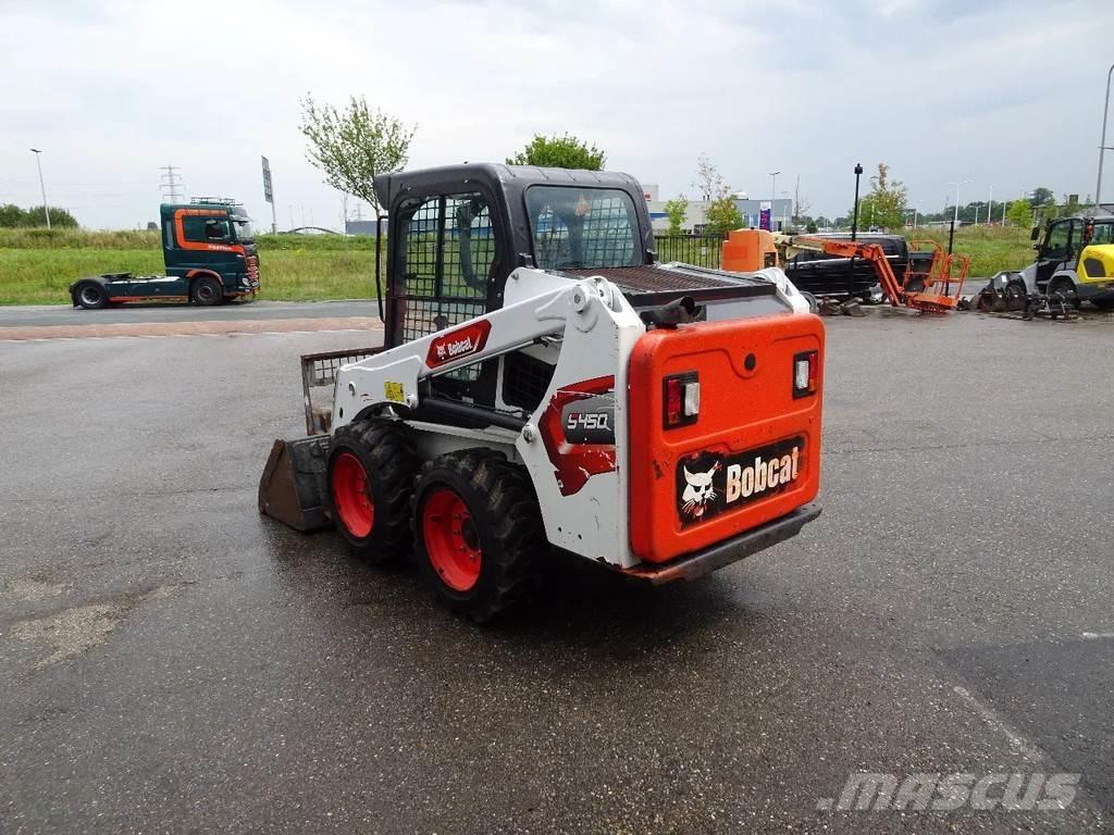 Bobcat S450 Мини товарачи
