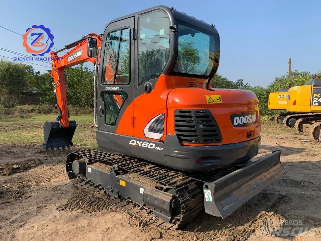 Doosan DX 60 Мини екскаватори < 7 т