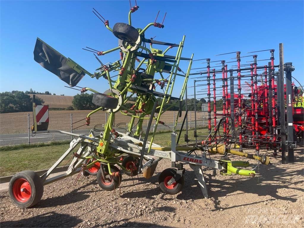 CLAAS Volto 900 T Гребла и сенообръщачки