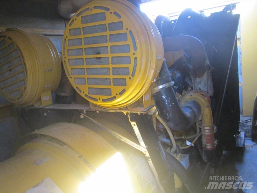 CAT C 32 Дизелови генератори
