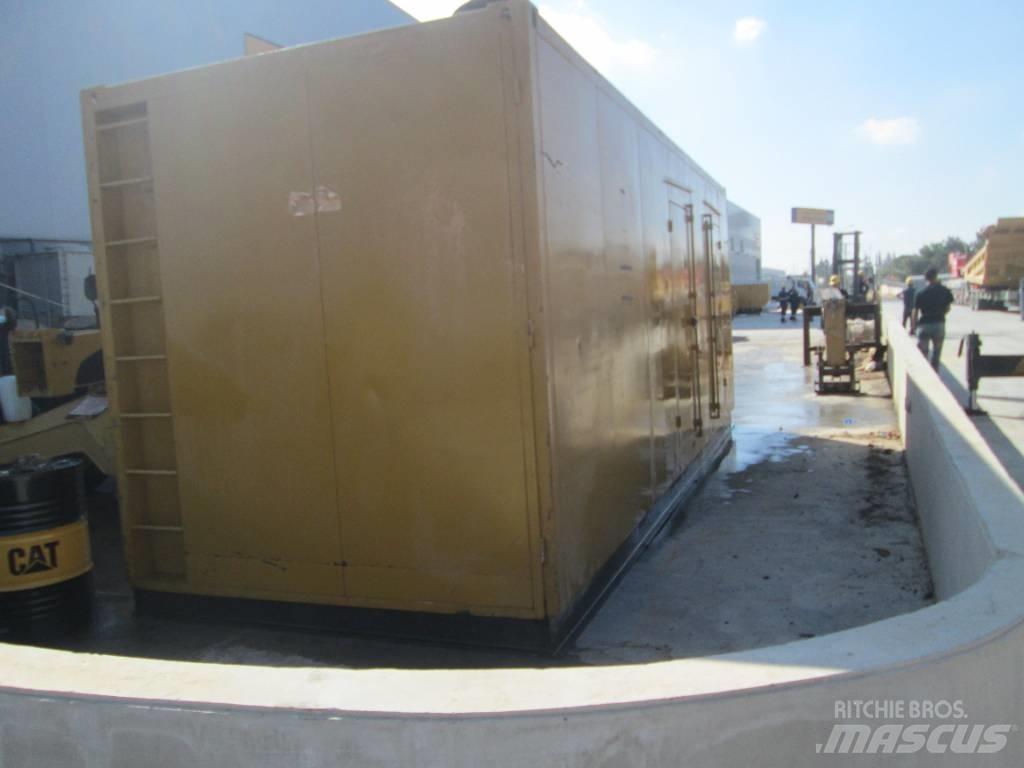 CAT C 32 Дизелови генератори
