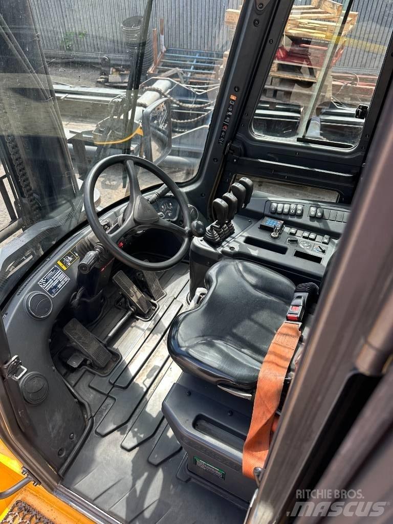 Hyundai 70 D-9 Дизелови камиони