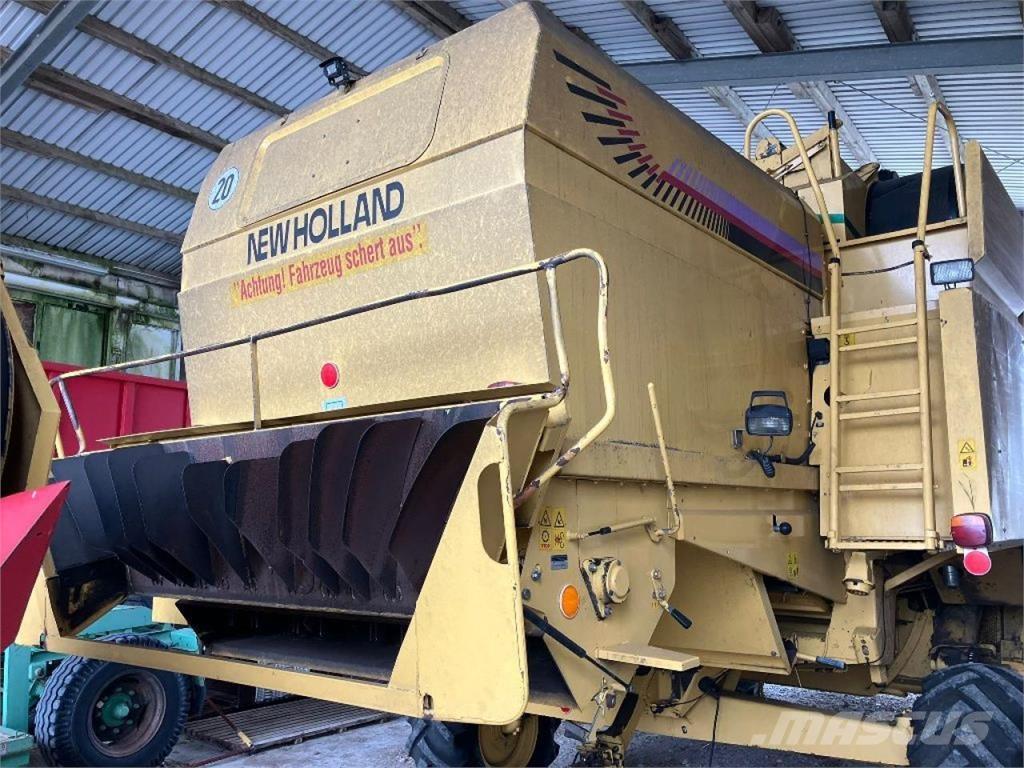 New Holland TX67 Комбайни