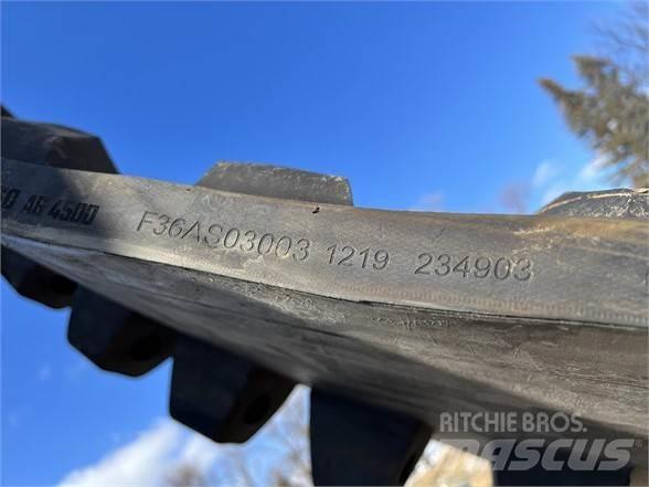  CAMSO 581868D1 Релси, вериги и ходова част
