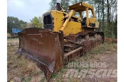 CAT D9H Верижни булдозери
