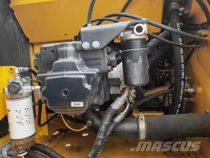 Komatsu PC 200 Верижен екскаватор