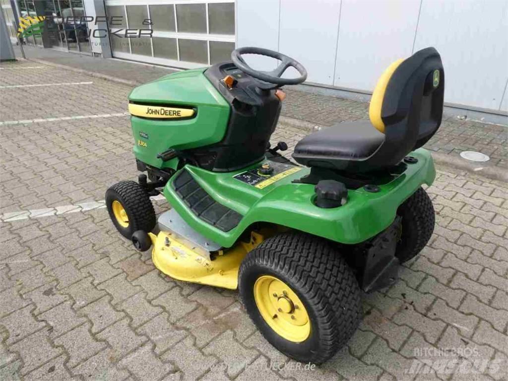 John Deere X304 Косачки