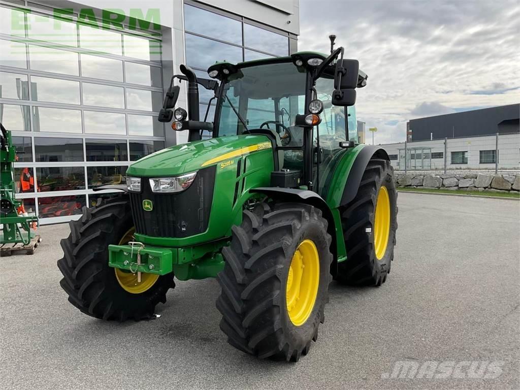 John Deere 5095M Трактори