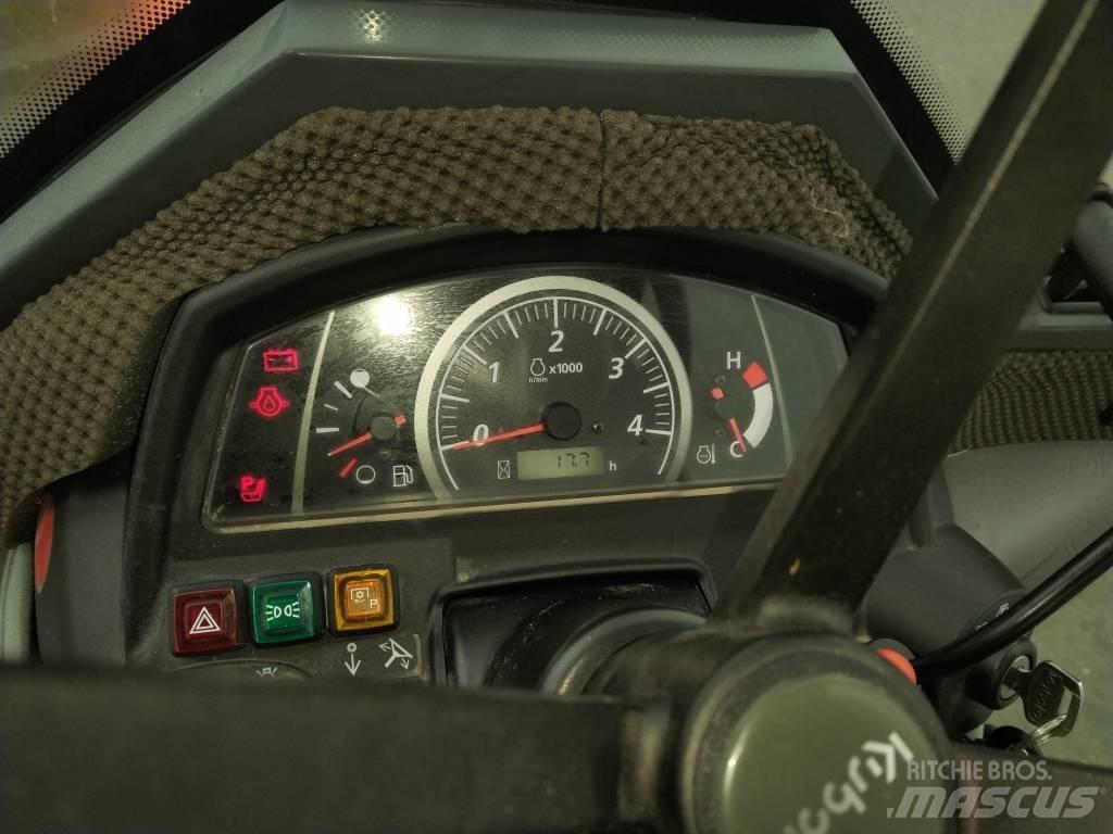 Kubota BX231 Компактни трактори