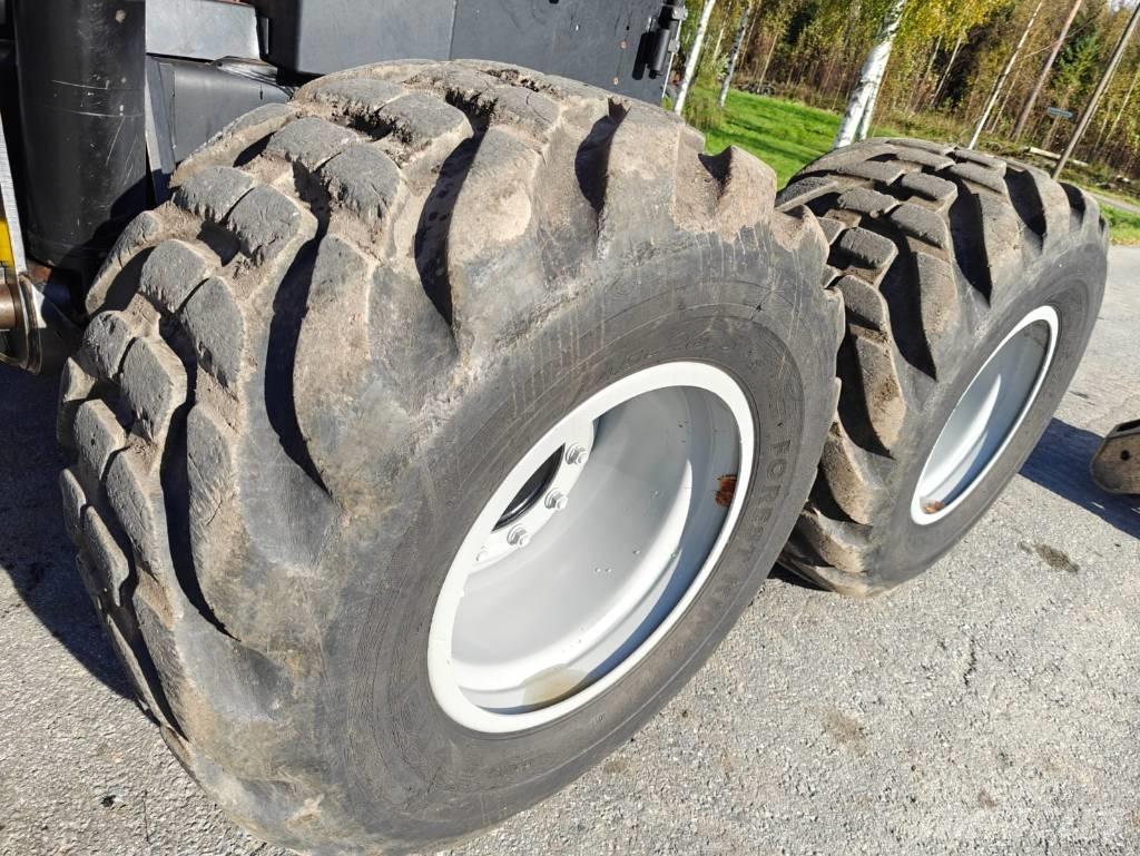 Komatsu 931 Харвестери