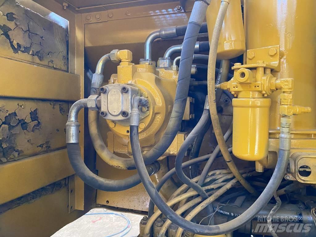 CAT 320 B Верижен екскаватор
