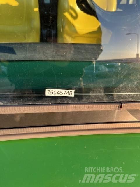 John Deere Gator TE Комунални съоражения