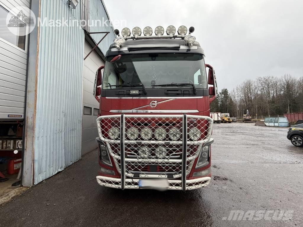 Volvo FH 16 Камиони за дървени стърготини

