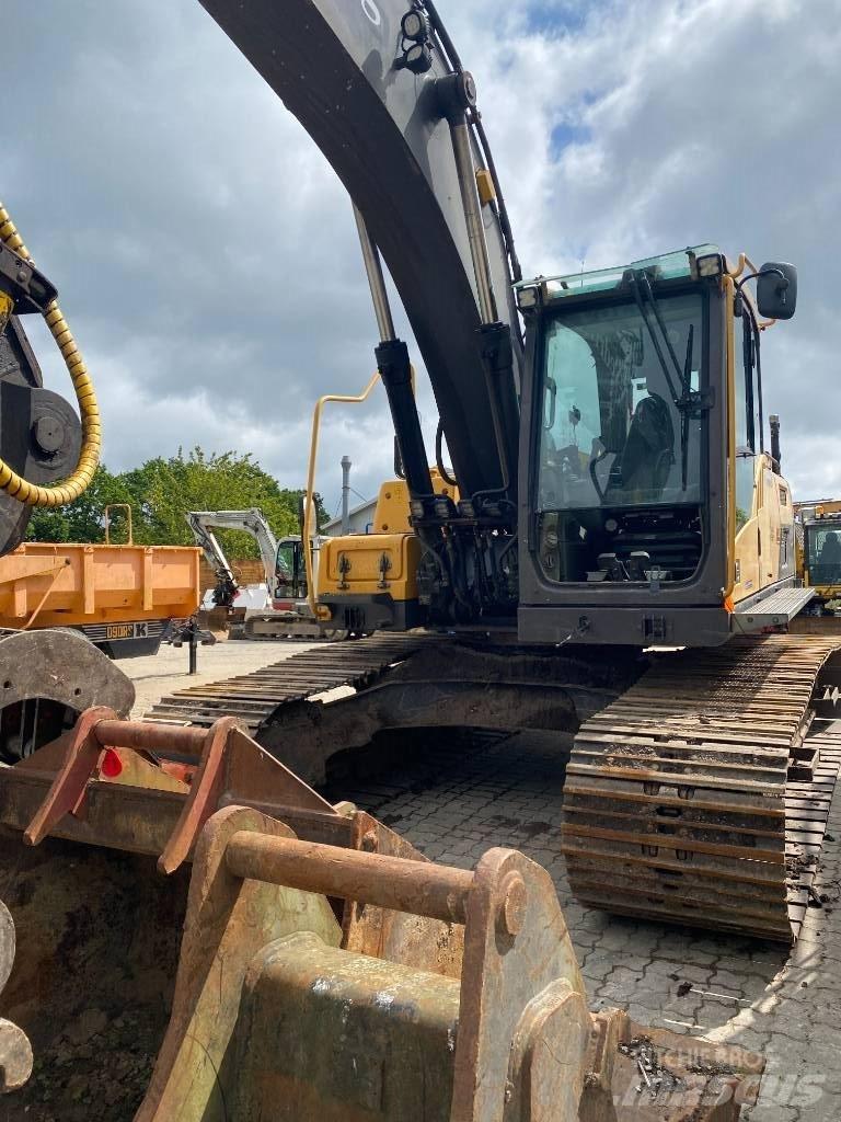 Volvo EC 220 D Верижен екскаватор