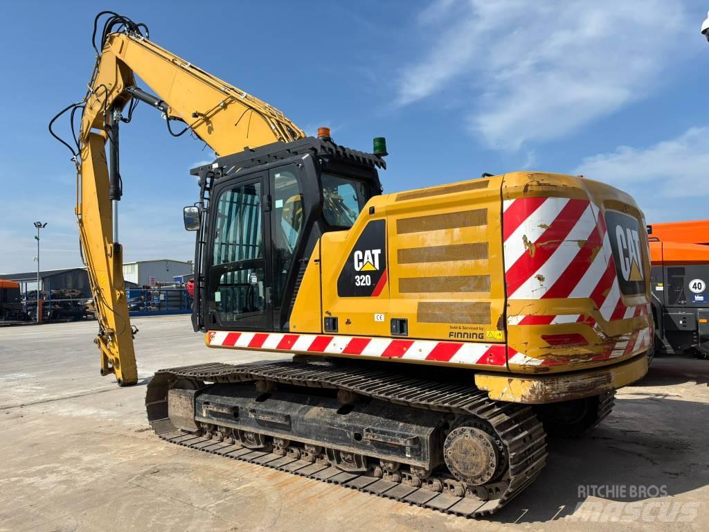 CAT 320 Highreach Багери за разрушаване
