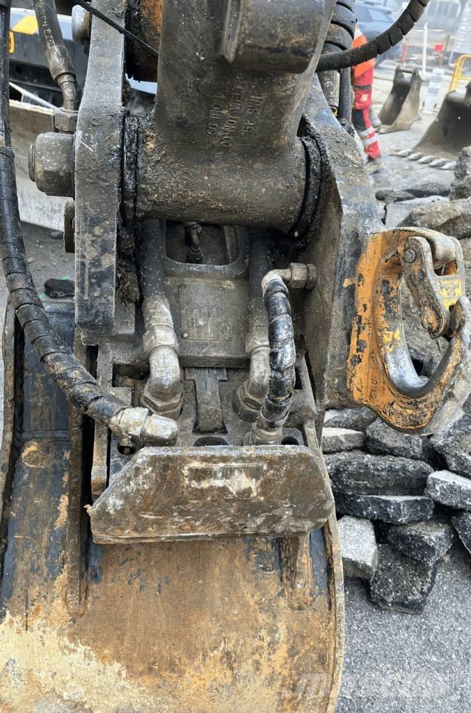 JCB Hydradig Колесни екскаватори