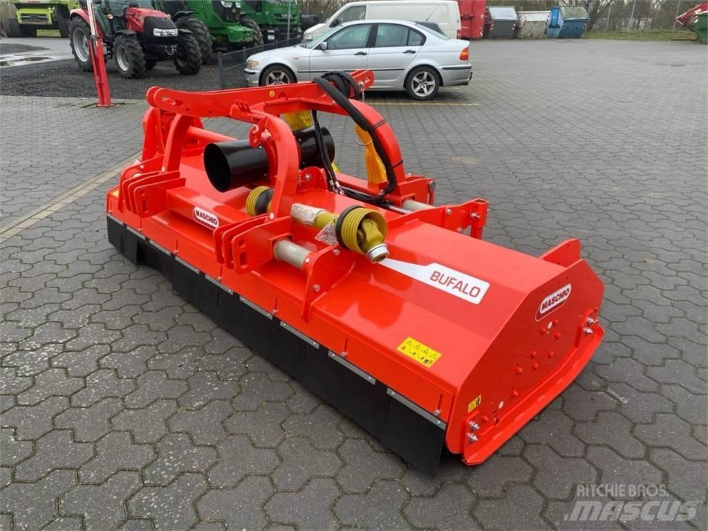Maschio Bufalo 280 Друга техника за жънене на фураж
