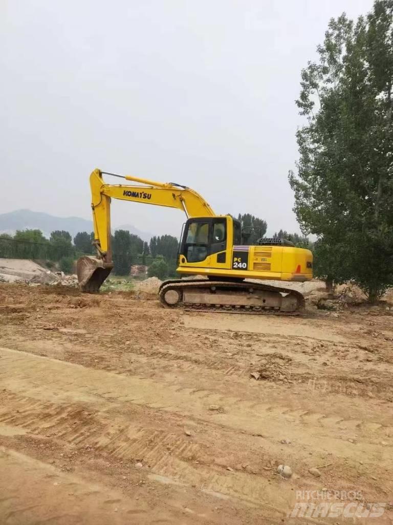 Komatsu PC 240 Верижен екскаватор