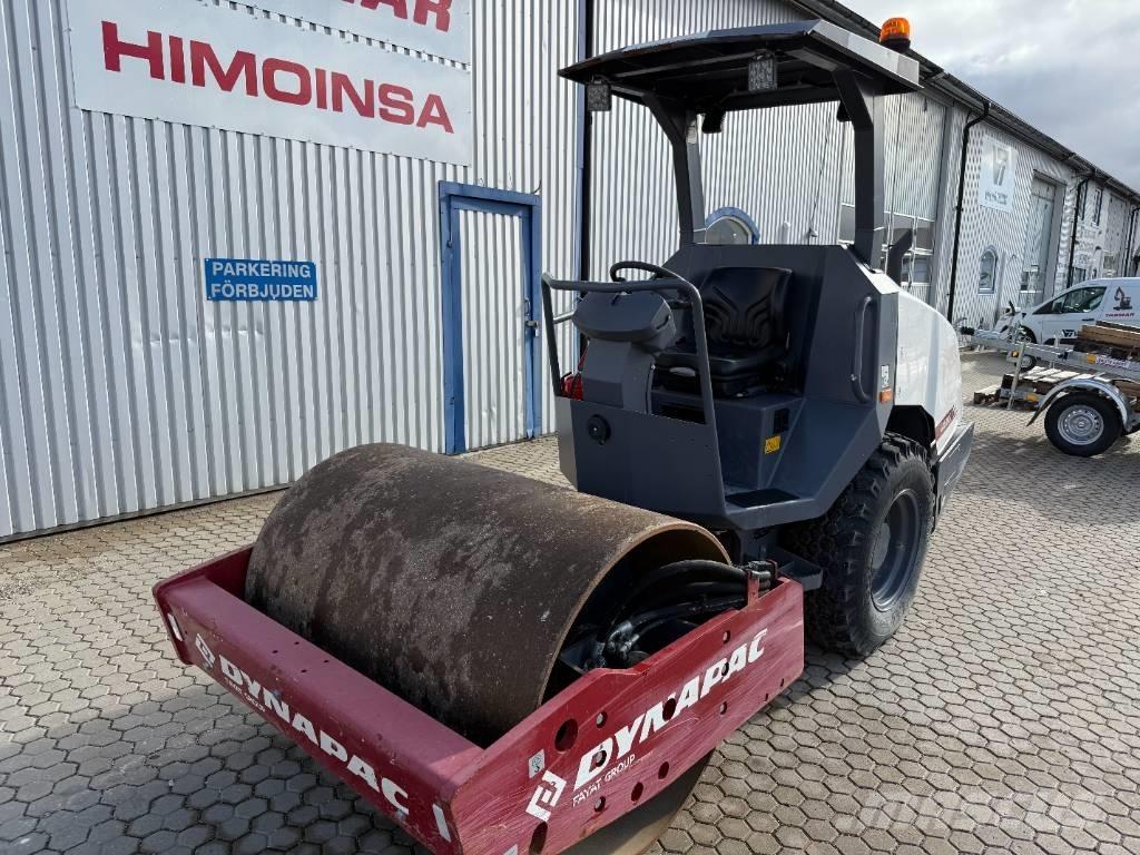 Dynapac CA 1300 D Еднобарабанни ролки
