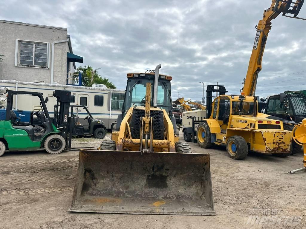 John Deere 310 E Товарач със заден ексватор
