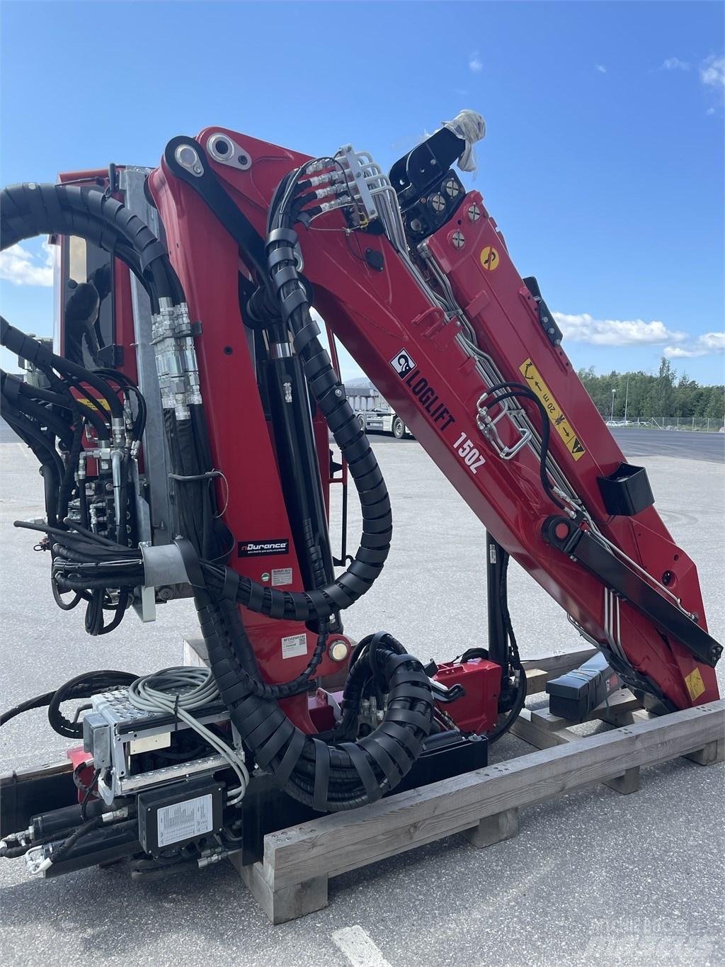 Loglift F150ZTi9.5 Каранове за дървен материал