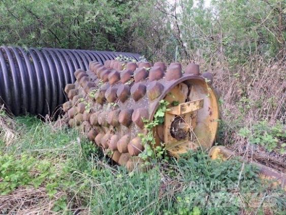 CAT 663 E Подемна и полагаща техника