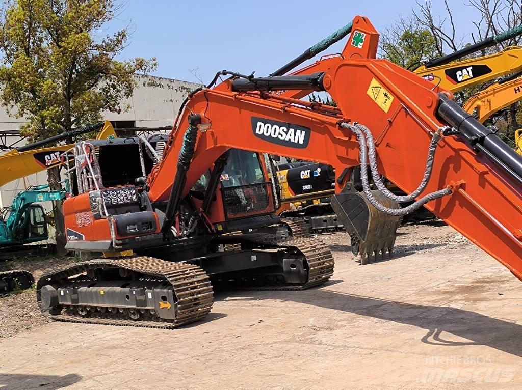 Doosan DX 300 Средни екскаватори 7т - 12т