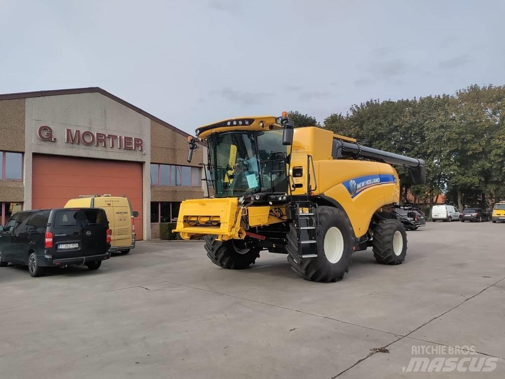New Holland CX 8.80 Комбайни