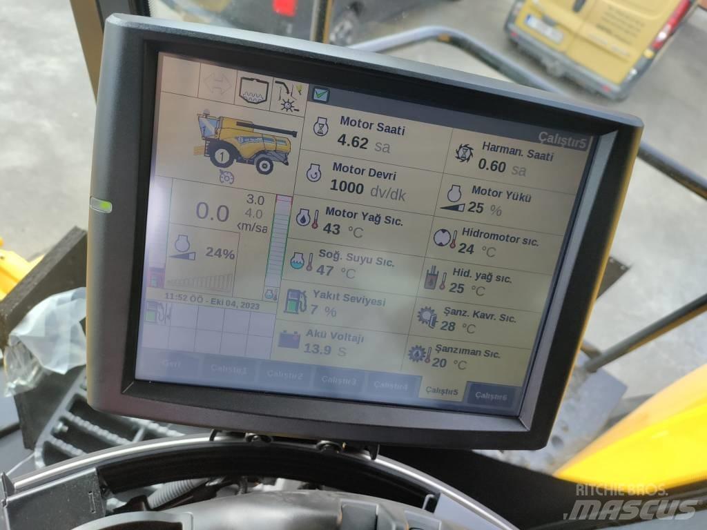 New Holland CX 8.80 Комбайни