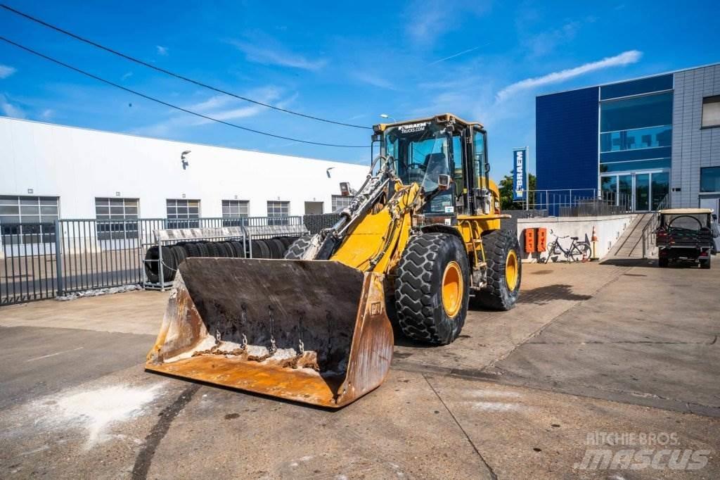 CAT 924G // GODET 3m3 Колесни товарачи