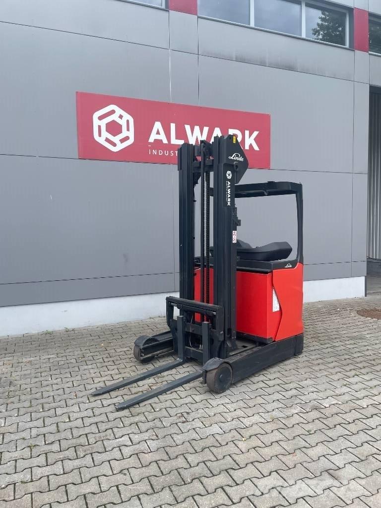 Linde R 16 Ретрак/ Високоповдигач с изместване на вилката напред