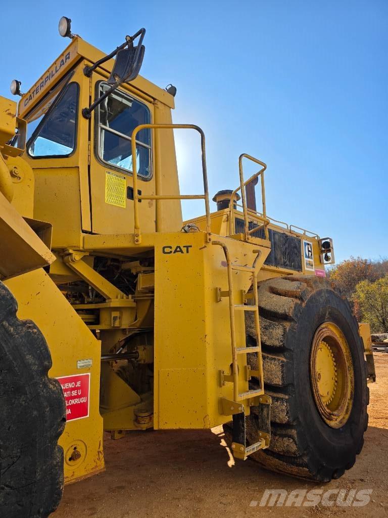 CAT 988 B Колесни товарачи