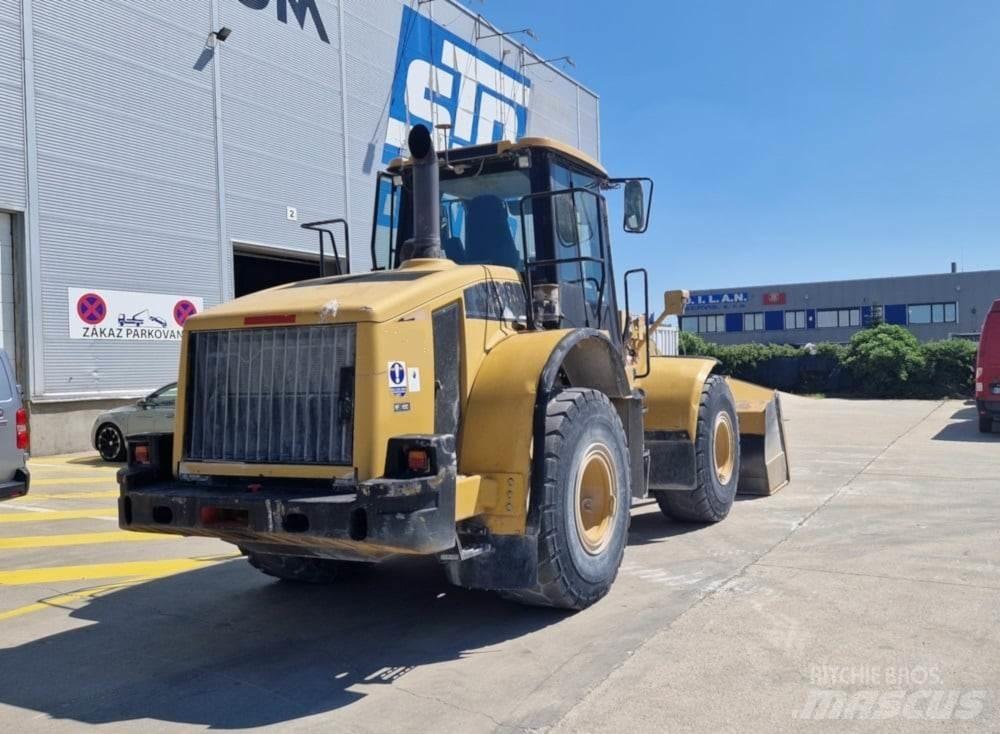 CAT 962H Колесни товарачи