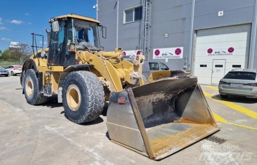 CAT 962H Колесни товарачи