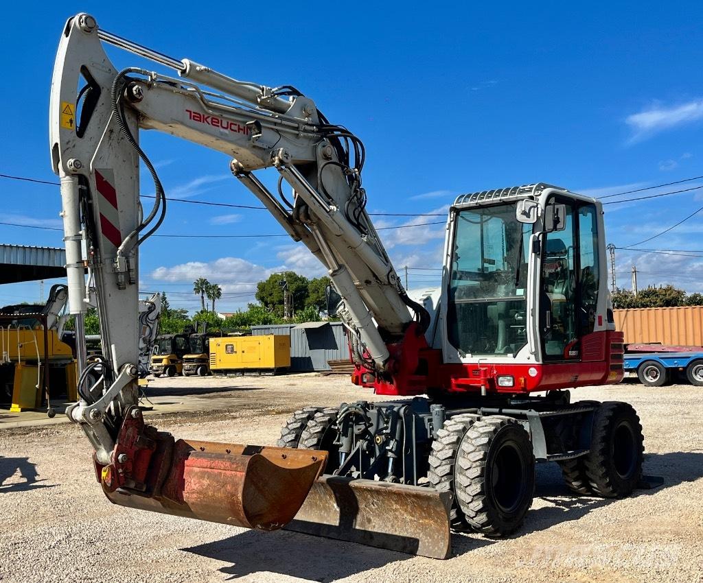 Takeuchi TB 295 W Колесни екскаватори