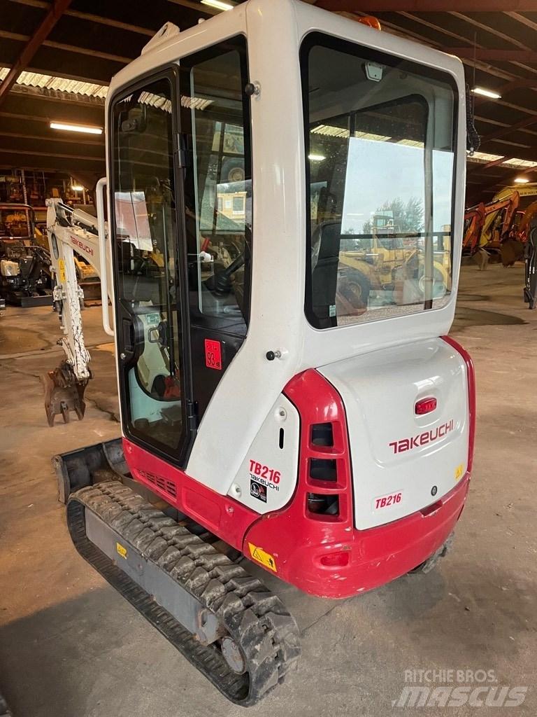 Takeuchi TB216 Мини екскаватори < 7 т