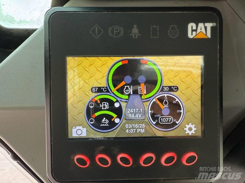 CAT 299D3 XE Мини товарачи
