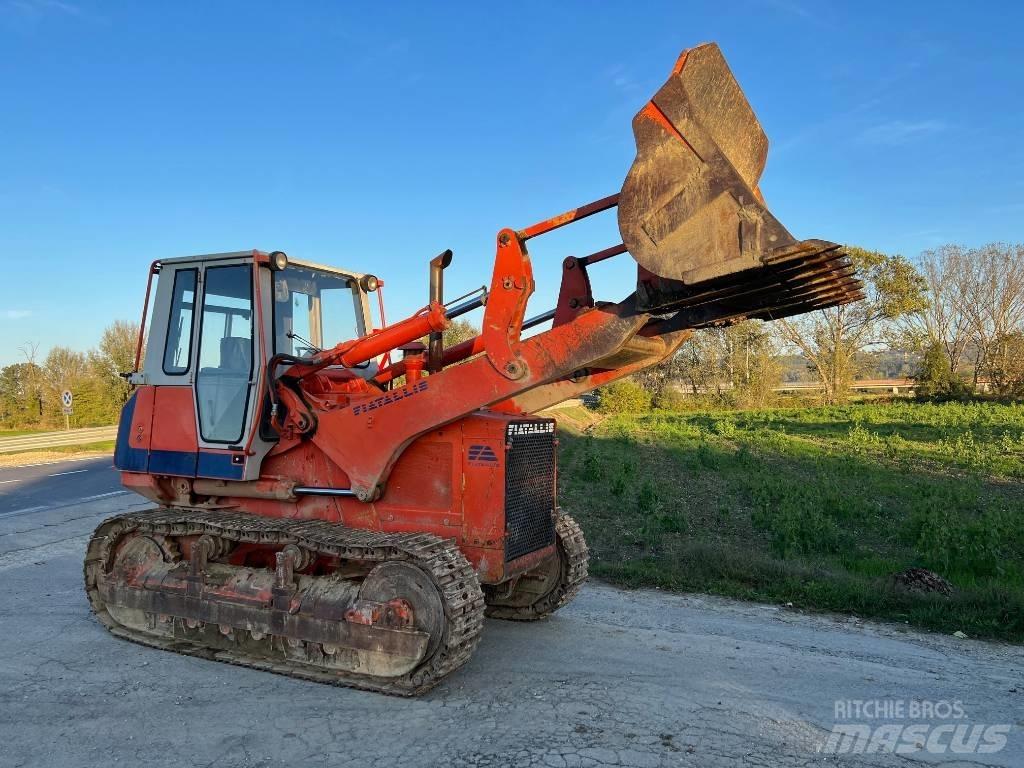 Fiat-Hitachi FL 14E Верижен товарач
