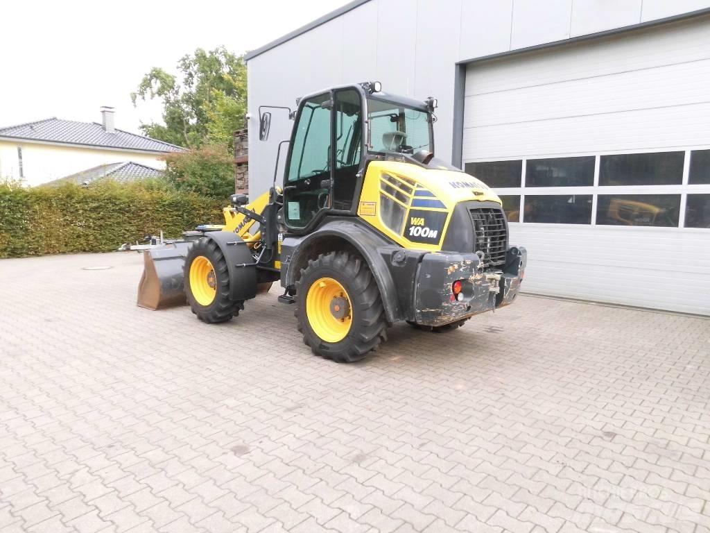 Komatsu WA 100 M-8 Колесни товарачи