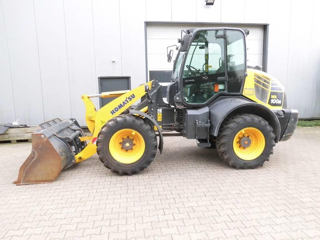 Komatsu WA 100 M-8 Колесни товарачи