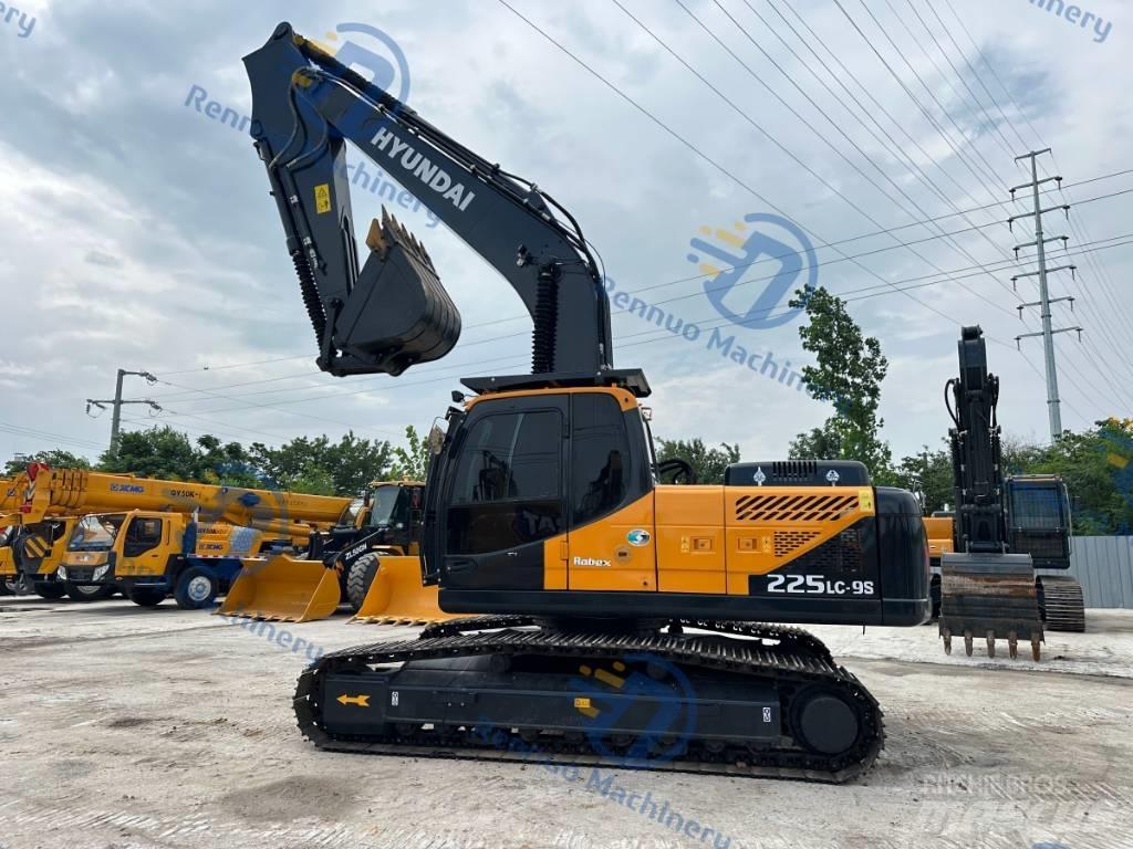 Hyundai 225LC-9S Верижен екскаватор