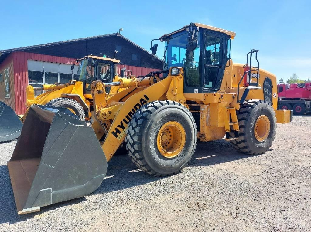 Hyundai HL 960 Колесни товарачи