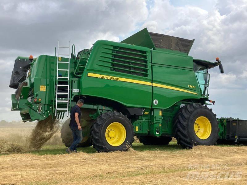 John Deere T 560 i Комбайни