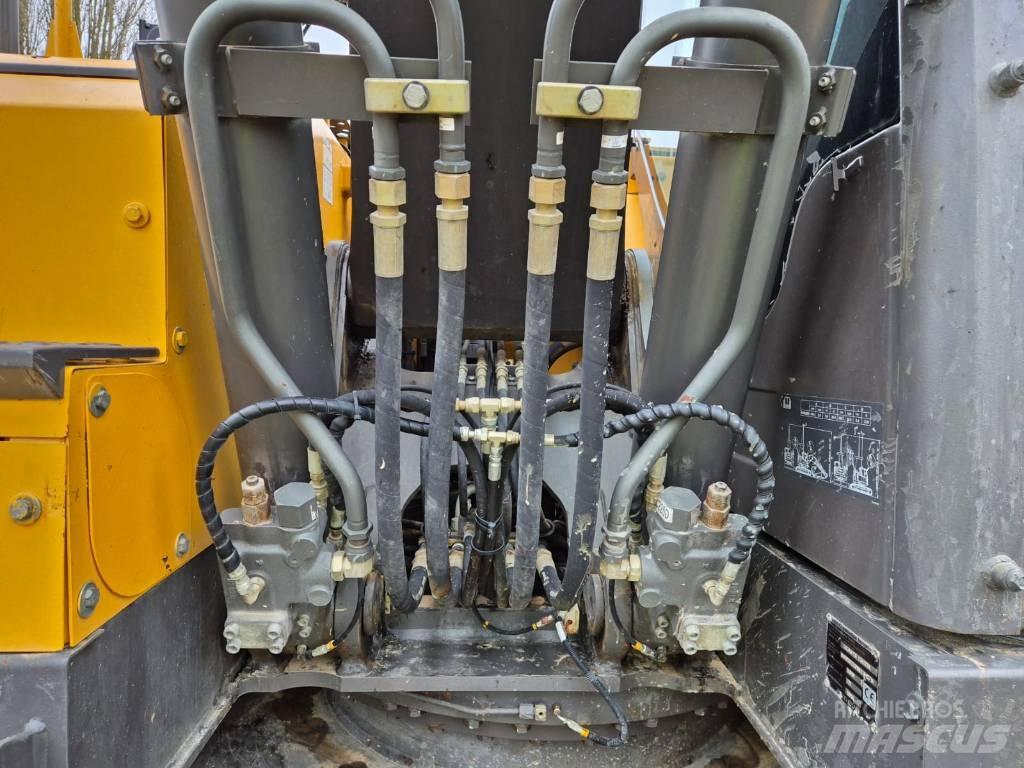 Volvo ECR 235 D Верижен екскаватор