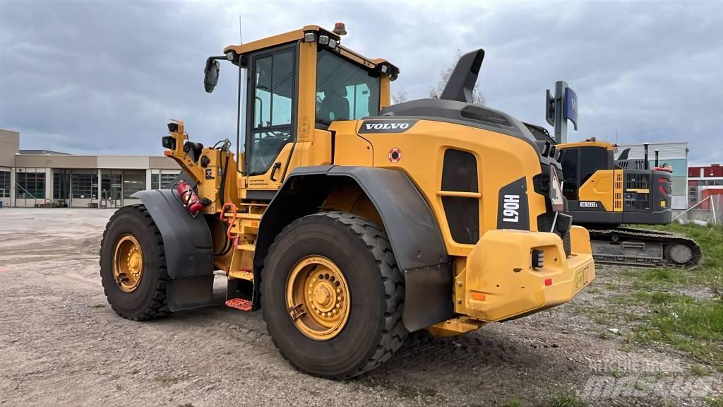 Volvo L 90 H Колесни товарачи