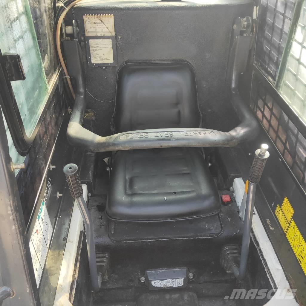 Bobcat S16 Мини товарачи

