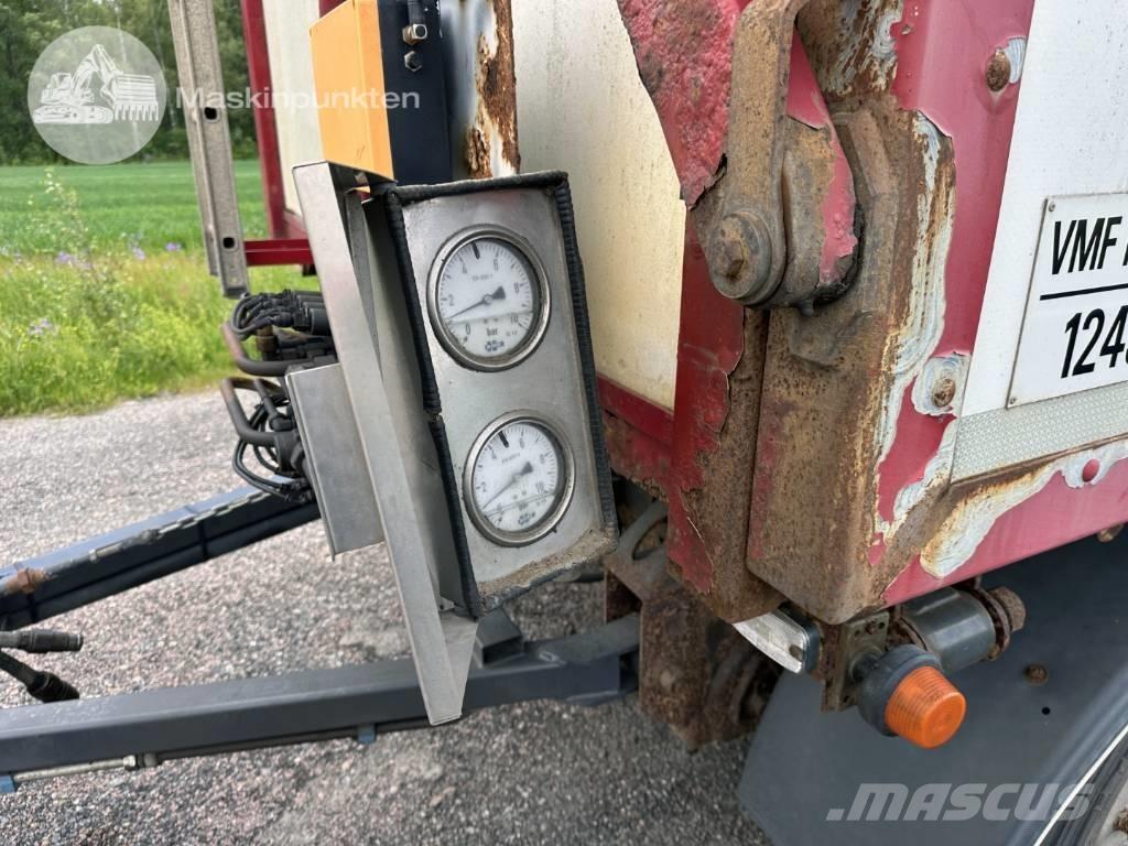  BURE LB360F Ремаркета за дървени стърготини
