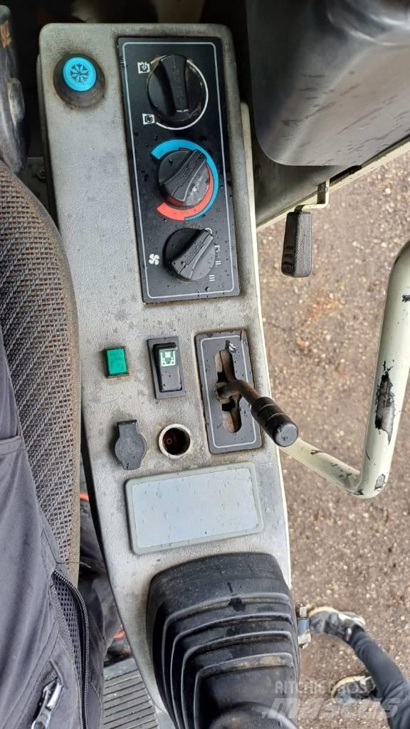 Volvo EW 140 Колесни екскаватори