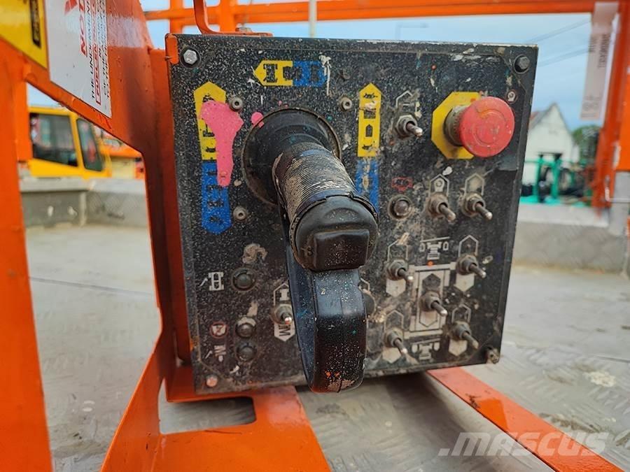 Snorkel S2755RT Ножични работни платформи