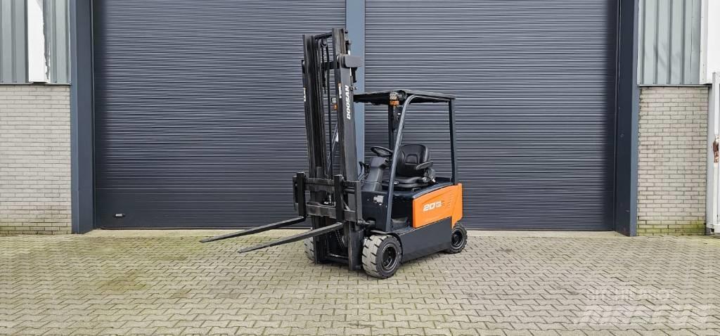 Doosan B20X-7 Електрически вилични кари-повдигачи